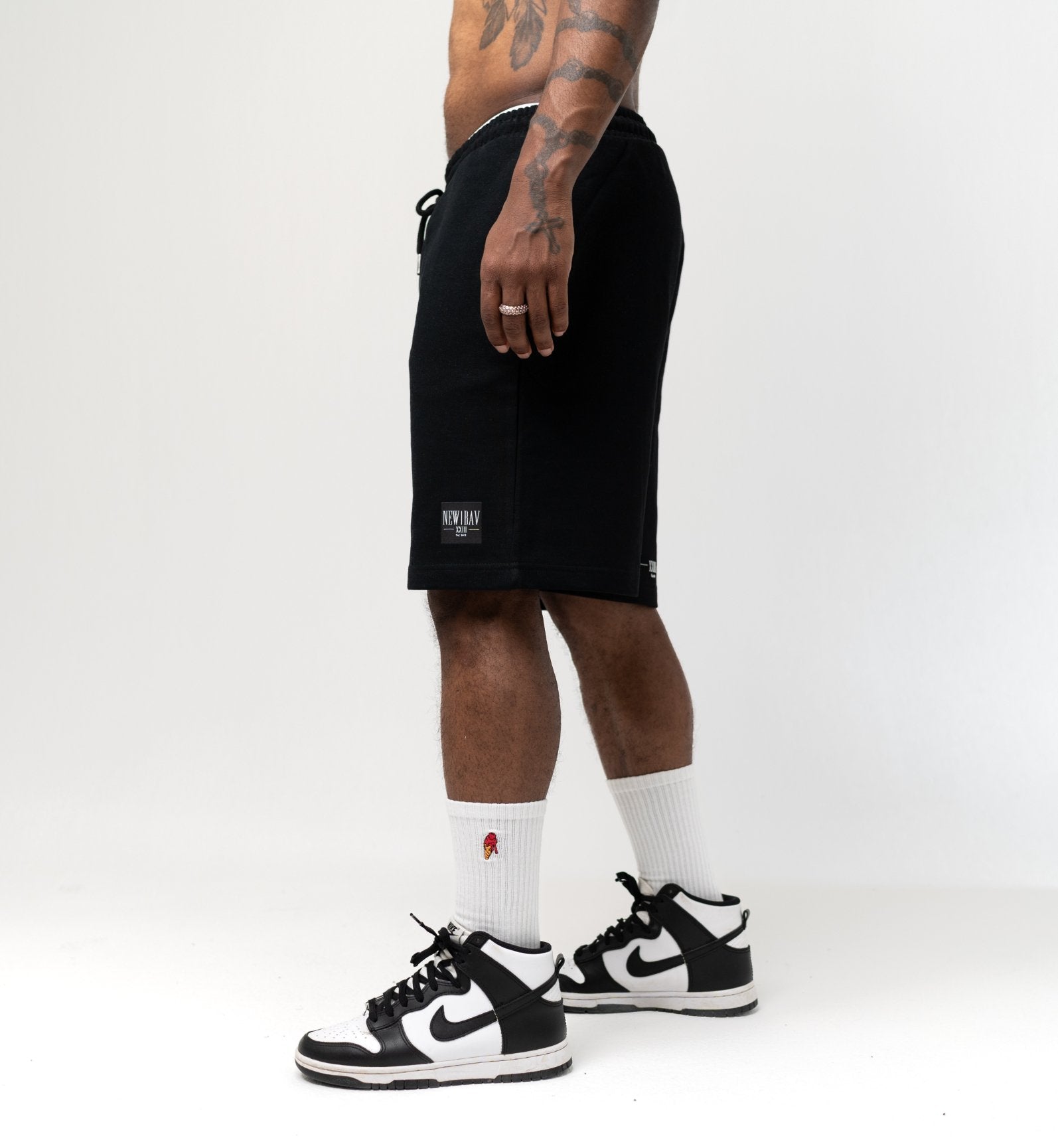 NB Hierro Jogger Black - new-bav