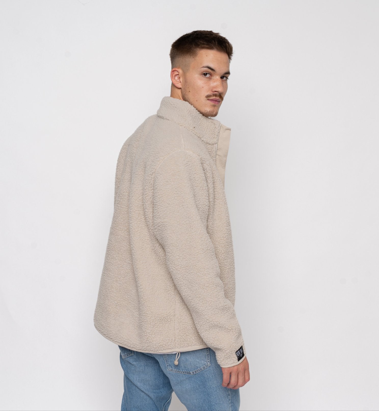 NB Henry Sherpa Flauschjacke Beige - new-bav